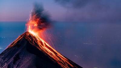 На Гавайях началось извержение крупнейшего в мире вулкана Мауна-Лоа - grodnonews.by - США - Белоруссия - штат Гавайи - Экология