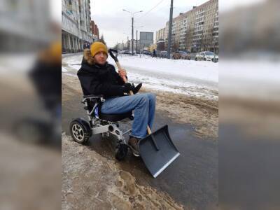 Превративший коляску в экскаватор для уборки снега инвалид рассказал о «доступной» среде в Санкт-Петербурге - bloknot.ru - Санкт-Петербург - Санкт-Петербург