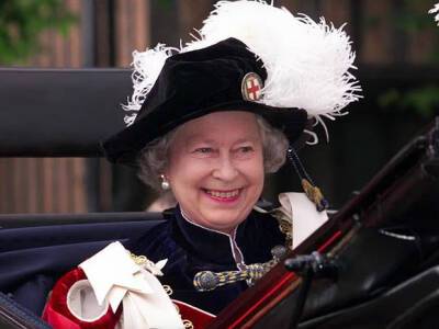 Елизавета II - принц Чарльз - принц Эндрю - Вирджиния - «Как видите, я не могу двигаться»: Королева Великобритании Елизавета II пожаловалась на здоровье - rosbalt - Англия - Манхэттен