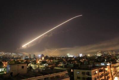 Израиль атаковал объекты в районе Дамаска - mk.ru - Сирия - Дамаск - Израиль - Тегеран - Ливан