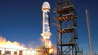 Джефф Безос - Попит на космічний туризм зростає: Blue Origin Безоса побудує більше ракет ніж планувалося - hubs.ua - Украина