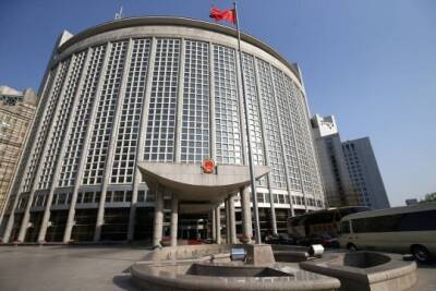 Чжао Лицзянь - Ван Вэньбинь - Власти Китая приняли решение о введении санкций против американских компаний - interaffairs.ru - Китай - США - Тайвань