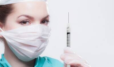 Вера Сергеева - Врач назвала последствия вакцинации подростков от коронавируса - mirnov