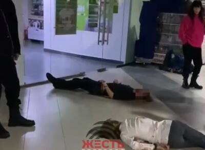 В белгородском торговом центре нашли двух молодых людей без сознания - ya62.ru - Белгород - Белгород