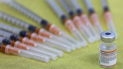 Компания Pfizer призналась, сколько заработала на вакцине от коронавируса - vesty.co.il - Израиль - Нью-Йорк - штат Коннектикут - Нью-Йорк