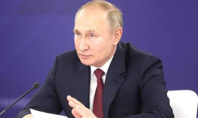 Владимир Путин - Владимир Путин на фоне санкций анонсировал увеличение пенсий и соцвыплат - og.ru