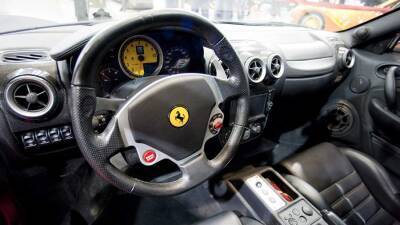 Ferrari приостановила выпуск суперкаров для России - iz - Россия - Украина - Италия - Израиль - Германия
