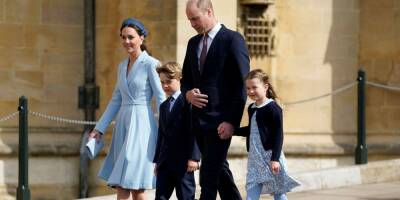 принц Уильям - принц Чарльз - Кейт Миддлтон - принц Джордж - Елизавета Королева - Георгий СВЯТОЙ - принц Луи - герцогиня Камилла - принцесса Евгения - принцесса Анна - Кейт Миддлтон и принц Уильям вместе со старшими детьми посетили пасхальную службу в Виндзоре - nv.ua - Украина - Англия - Люксембург