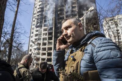 Кличко - В Киеве снесут 10 разрушенных во время войны домов - epravda.com.ua - Украина - Киев