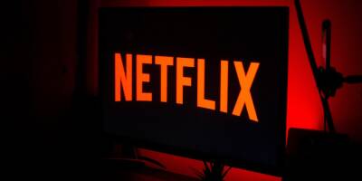 Акции Netflix упали на 37%, компания потеряла почти $50 млрд капитализации - biz.nv.ua - Россия - США - Украина