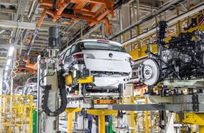 Volkswagen может возобновить производство в России летом - autostat.ru - Россия - Украина - Нижний Новгород - Калуга