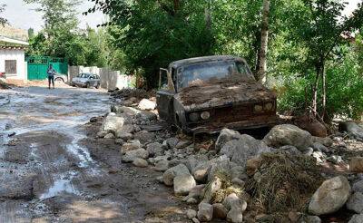 Шавкат Мирзиеев - В Узбекистане за последние месяцы из-за наводнений и селей погибли 9 человек, повреждено 19 мостов. Мирзиёев поручил усилить защиту от подобных явлений - podrobno.uz - Узбекистан - Ташкент
