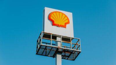 Нефтегигант Shell продает свой российский бизнес "Лукойлу" - epravda.com.ua - Россия - Украина - Англия - Тверская обл.