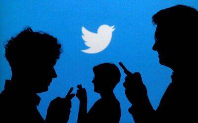 Twitter приостанавливает наём сотрудников - smartmoney.one - США - Reuters
