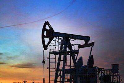 Мировые цены на нефть увеличились на 1,5% на рисках снижения предложения нефти - smartmoney.one - Москва - Россия - США - Москва