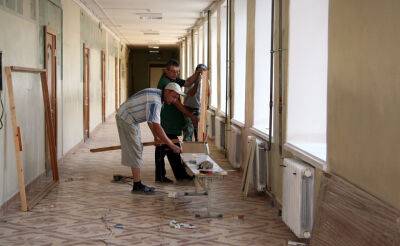 В МНО сообщили, что от родителей учащихся поступают многочисленные жалобы из-за сборов денег на ремонт школ - podrobno.uz - Узбекистан - Ташкент