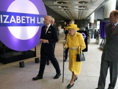 Борис Джонсон - принц Эдвард - Британская королева посетила новую ветвь метро Лондона, которая названа в ее честь - unn.com.ua - Украина - Киев - Лондон