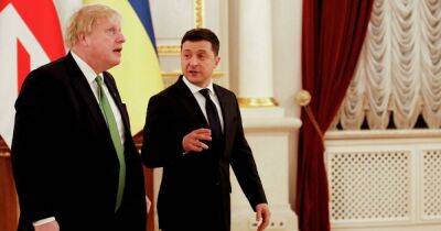 Владимир Зеленский - Борис Джонсон - Великобритания передаст Украине новое вооружение, — Джонсон - focus.ua - Россия - США - Украина - Англия - Германия - Франция - Великобритания