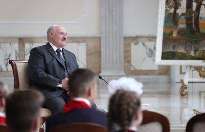 Александр Лукашенко - Президент пообщался с пионерами: о лидерстве, школьных годах и о том, как стать президентом - ont.by - Белоруссия