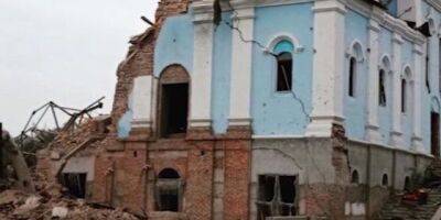 В Донецкой области оккупанты нанесли авиаудар по храму, в подвале которого укрывались около 100 человек - nv.ua - Россия - Украина - Донецкая обл.