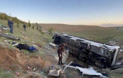 Автобус со студентами перевернулся в Турции, более 40 пострадавших - korrespondent - Украина - Киев - Турция - район Дубенский