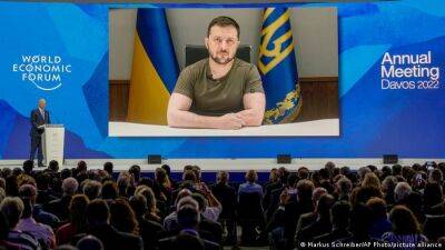 Владимир Зеленский - Зеленский на форуме в Давосе предложил новую модель восстановления Украины - minfin.com.ua - Украина - Швейцария