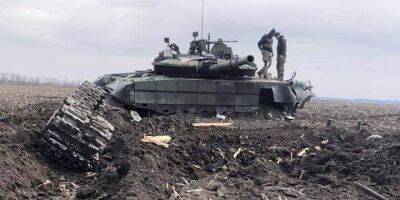 Оккупанты пытаются восполнить огромные потери в технике: расконсервировали и отправили в Украину 17 танков и 60 БМП - nv.ua - Россия - Украина - Воронежская обл.