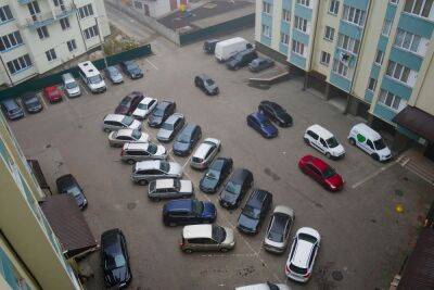За месяц украинцы бесплатно растаможили 29 195 автомобилей, из них 16 793 — стоимостью до 100 тыс. грн - itc.ua - Украина