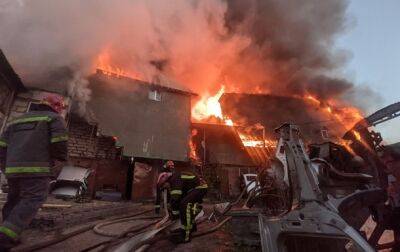 В Киеве произошел масштабный пожар - korrespondent - Украина - Киев - район Голосеевский - Киев - Столица