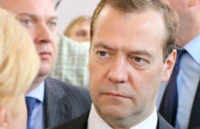 Дмитрий Медведев - Мерзкое и трусливое лицемерие европейцев не хочет сводить счеты с демонами нацистского прошлого, заявил Медведев - ont.by - Россия - Украина - Белоруссия - Прага