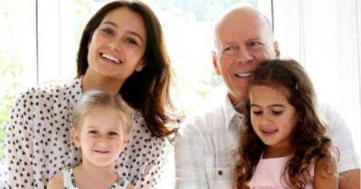 Брюс Уиллис - Жена Брюса Уиллиса показала его новое фото с дочерьми - focus.ua - Украина - Лос-Анджелес