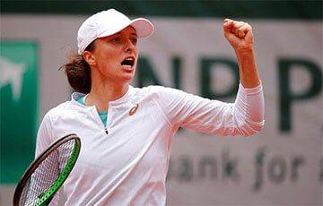 Польская теннисистка Свентек установила на «Уимблдоне» рекорд века по серии побед - charter97.org - Белоруссия