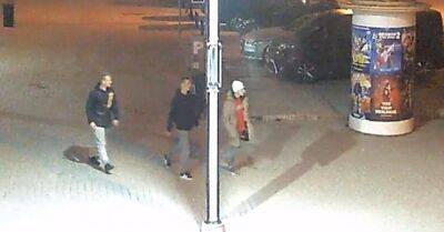 ФОТО. Полиция разыскивает подозреваемых в преступлении - rus.delfi.lv - Латвия