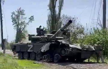 Андрей Цаплиенко - Украинский боец запрыгнул на танк оккупантов и забросил гранату - charter97.org - Белоруссия