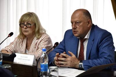 Сергей Голубев - Подписано соглашение о сотрудничестве между областным парламентом и Федерацией тверских профсоюзов - afanasy.biz