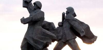 У Латвії знесуть 69 пам’ятників, пов’язаних з СРСР та нацистською Німеччиною - thepage.ua - Украина - Срср - Латвія