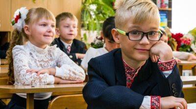 Сергей Шкарлет - В МОН назвали документы для зачисления детей-переселенцев в 1 класс - ru.slovoidilo.ua - Украина