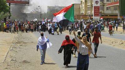 Омар Аль-Башира - Абдель Фаттахом - Судан - Второй год протестов в Судане: силы безопасности убили 114 человек - unn.com.ua - Украина - Киев - Судан - г. Хартум - Протесты