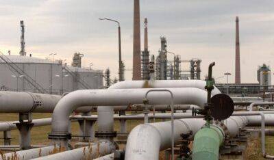 Венгрия и Словакия заплатили за транзит российской нефти через Украину - minfin.com.ua - Украина - Венгрия - Словакия - Reuters
