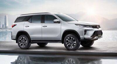 Toyota обновила внедорожник Fortuner - autostat.ru