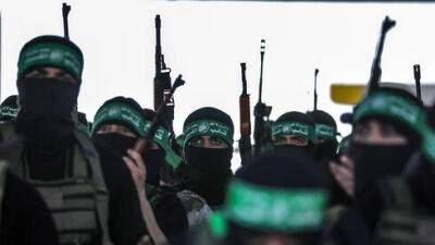 Новая стратегия ХАМАСа: сначала покончить с Абу-Мазеном, а уже потом с Израилем - vesty.co.il - Израиль - Газ