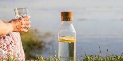 Может ли вода заменить другие напитки? - nv.ua - Украина - Канада