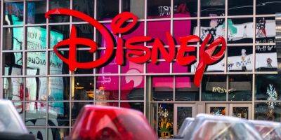 Трое против одного. Стриминговые платформы Disney впервые опередили Netflix по количество подписчиков - biz.nv.ua - США - Украина - Индия