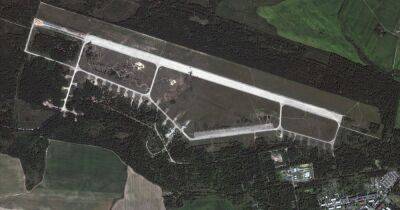 Взрыв на аэродроме Зябровка: последствия заметили на новых спутниковых снимках - focus.ua - Украина - Белоруссия - Гомель