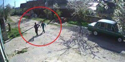 Андрей Цаплиенко - В Херсоне дети нашли гранатомет и случайно выстрелили из него во двор — видео - nv.ua - Россия - Украина - Херсон