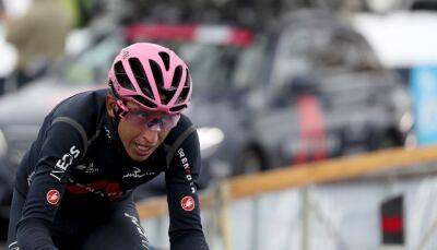 Велогонщик Берналь после восьми месяцев реабилитации возвращается в Тур - sportarena.com - Италия - Колумбия - Дания