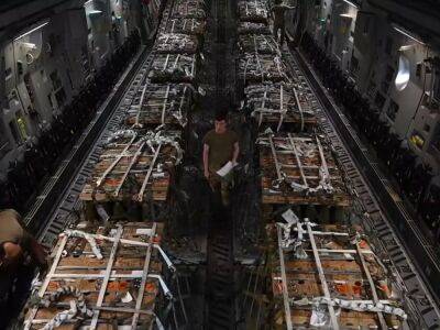 Джозеф Байден - Пентагон показал, как американские военные грузят боеприпасы для Украины. Видео - gordonua.com - Россия - США - Украина - штат Делавэр