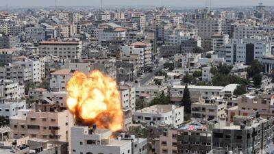 Израиль возобновил обстрелы сектора Газа, заявив об упреждающих ударах - svoboda.org - Израиль - Египет - Палестина - Катар - Reuters - Газ