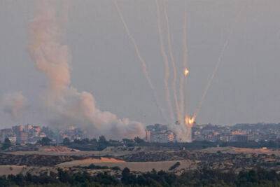 Десятки ракет по югу и центру Израиля: воздушная тревога в Гуш-Дане - vesty.co.il - Израиль - Тель-Авив - Газ