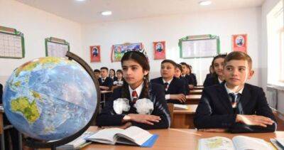 Эмомали Рахмон - В школах Таджикистана запустят проект изучения точных наук на русском языке - dialog.tj - Россия - Узбекистан - Киргизия - Таджикистан